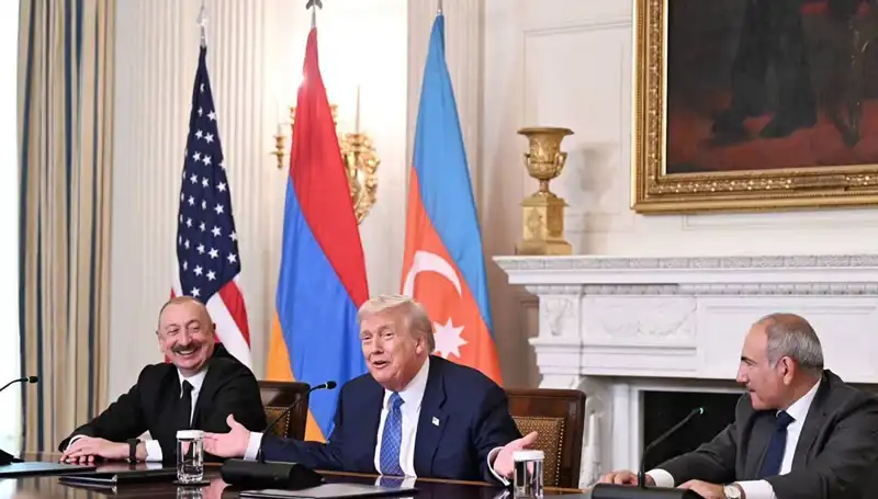 Aliyev’den Ermenistan’a Anayasa Çağrısı: Karşılıklı Diyalog İçin Zaman Kaybetmeyin!