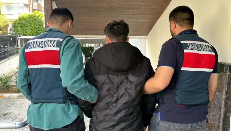 Türkiye'nin Dört İlinde Dolandırıcılık Takibi: 35 Gözaltı Gerçekleşti