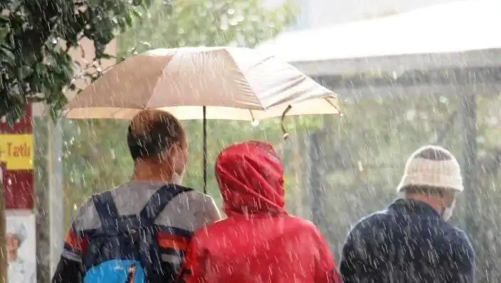 Aydın'da Sağanak Yağış Alarmı: Meteorolojiden Önemli Uyarı Geldi