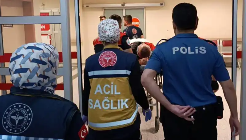 İki Yaralıyla Sonuçlanan Kazada Polis Ekiplerinin Rolü Neden Tartışmalı?
