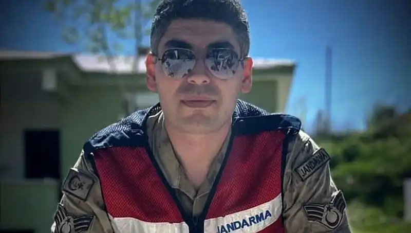 Kadir Astsubay Halı Saha Maçında Hayatını Kaybetti: Acı Olayın Ardındaki Gerçekler