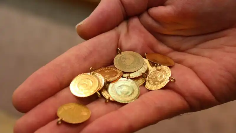 Altın Fiyatları Bugün Ne Kadar? 30 Nisan Canlı Güncellemeler