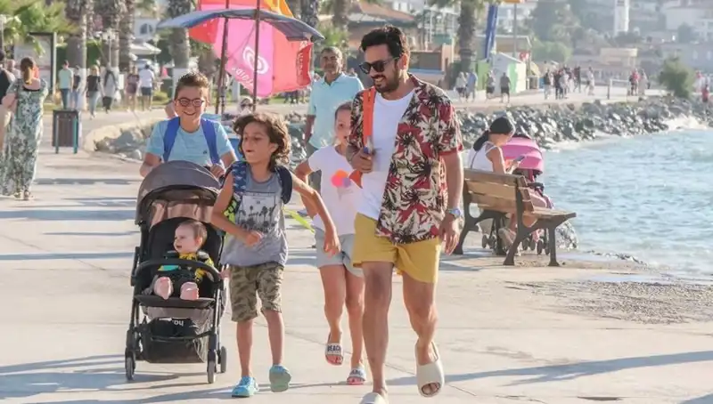 "Ne Olacak Halim" Filminde Hangi Ünlü Oyuncular Rol Alıyor?