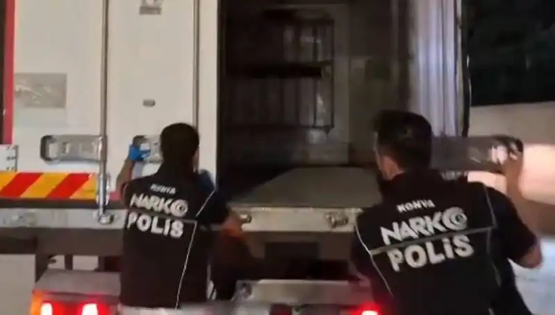 Konya’da Uyuşturucu Ticaretine Darbe: Dört Şahıs Gözaltına Alındı