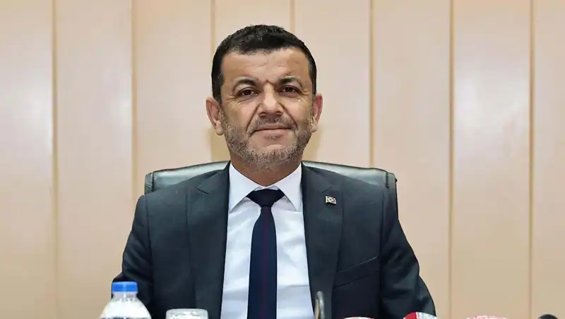 Bülent Nuri Çavuşoğlu Kimdir? CHP Kurultayı'nın Divan Başkanının Hayatı ve Kariyeri