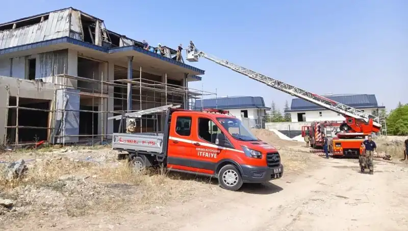 Ankara Gölbaşı’nda Villa Bölgesinde Büyük Yangın: Hayat Kaybı Yok