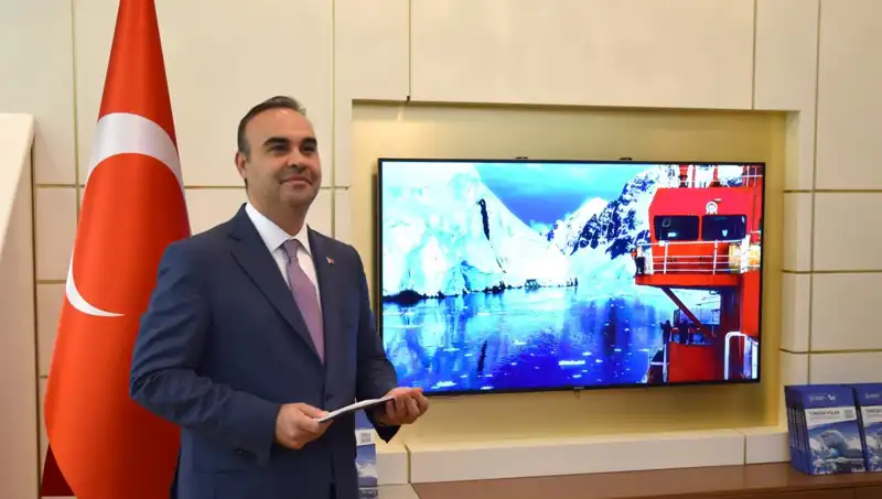 Türkiye Antarktika'da Bilim Üssü Kuracak: Küresel Araştırmalara Yeni Bir Adım