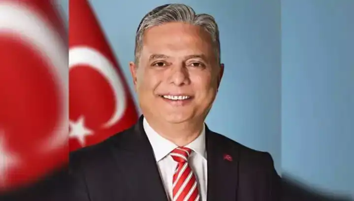 Ümit Uysal Kimdir? CHP Genel Başkan Adayı Hakkında Merak Edilenler