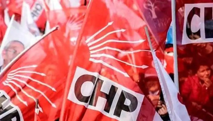 CHP'de Fırtına: Ataşehir, Esenyurt ve Sarıyer Kongreleri Neden İptal Edildi?
