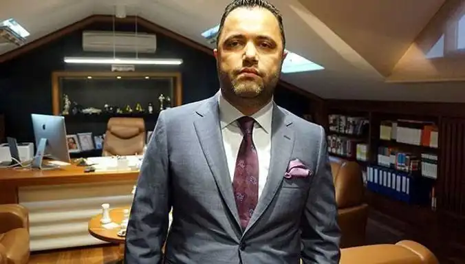 Rezan Epözdemir’in Gizemli Tutukluluğu: Kimdir, Neler Olmuştu?
