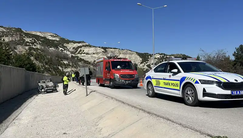 Burdur'da Feci Kaza: İki Çocuk da Yaralı, Hayat Alarmda!