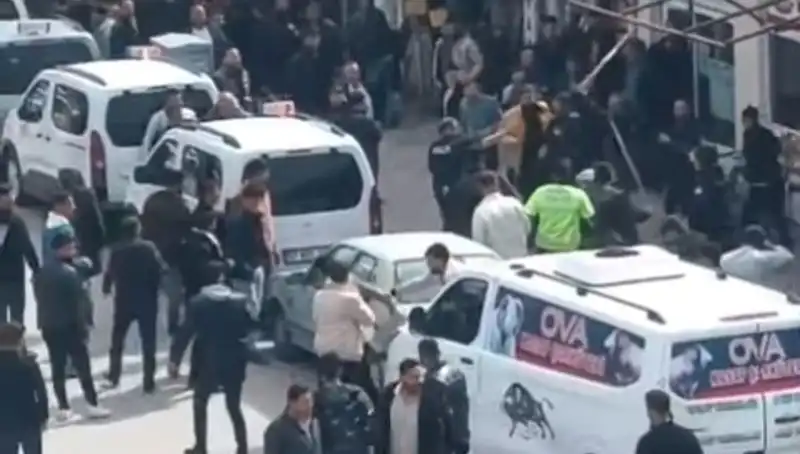 Erciş’te Taşlı Sopalı Kavga: Olayın Ardından 7 Gözaltı