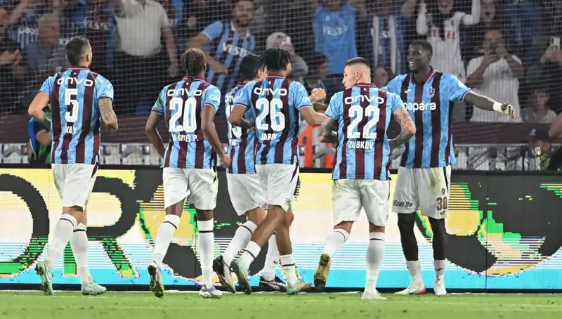 Trabzonspor-Kocaelispor Maçında Nefes Kesici Anlar: Canlı Anlatım ve Öne Çıkanlar
