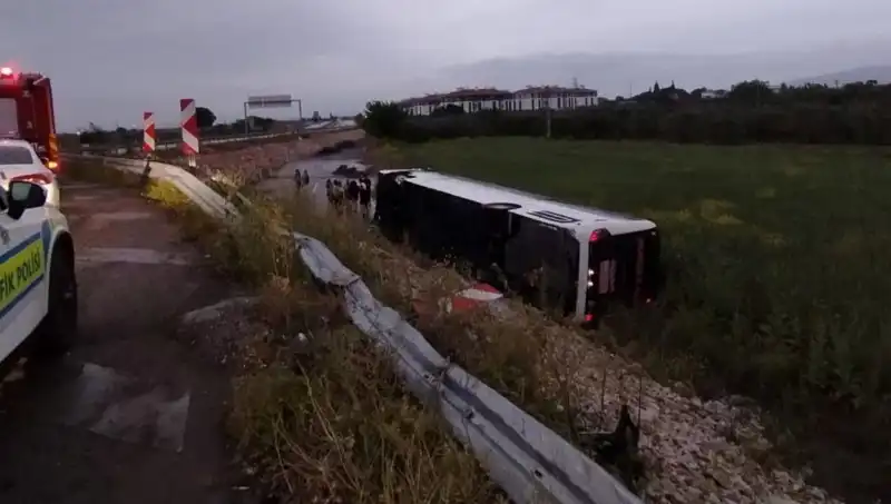 Manisa'da Yolcu Otobüsü Faciası: Olay Anı ve Yaralıların Durumu