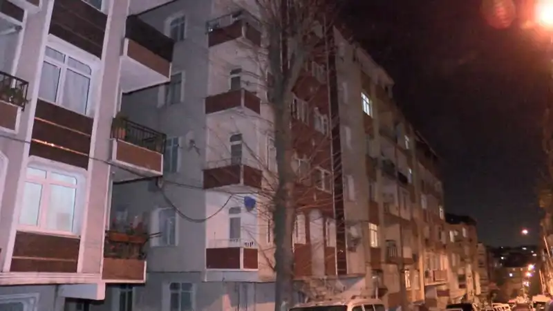 Altı Katlı Apartmanda Faciadan Dönüldü: Kolonlardan Ses Geldi