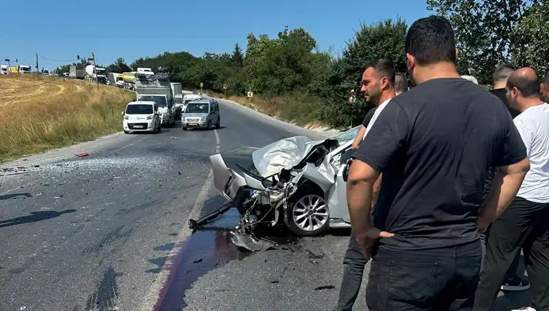 İstanbul’da Şok Eden Kaza: Kalp Krizi Geçiren Sürücü Otobüse Çarptı